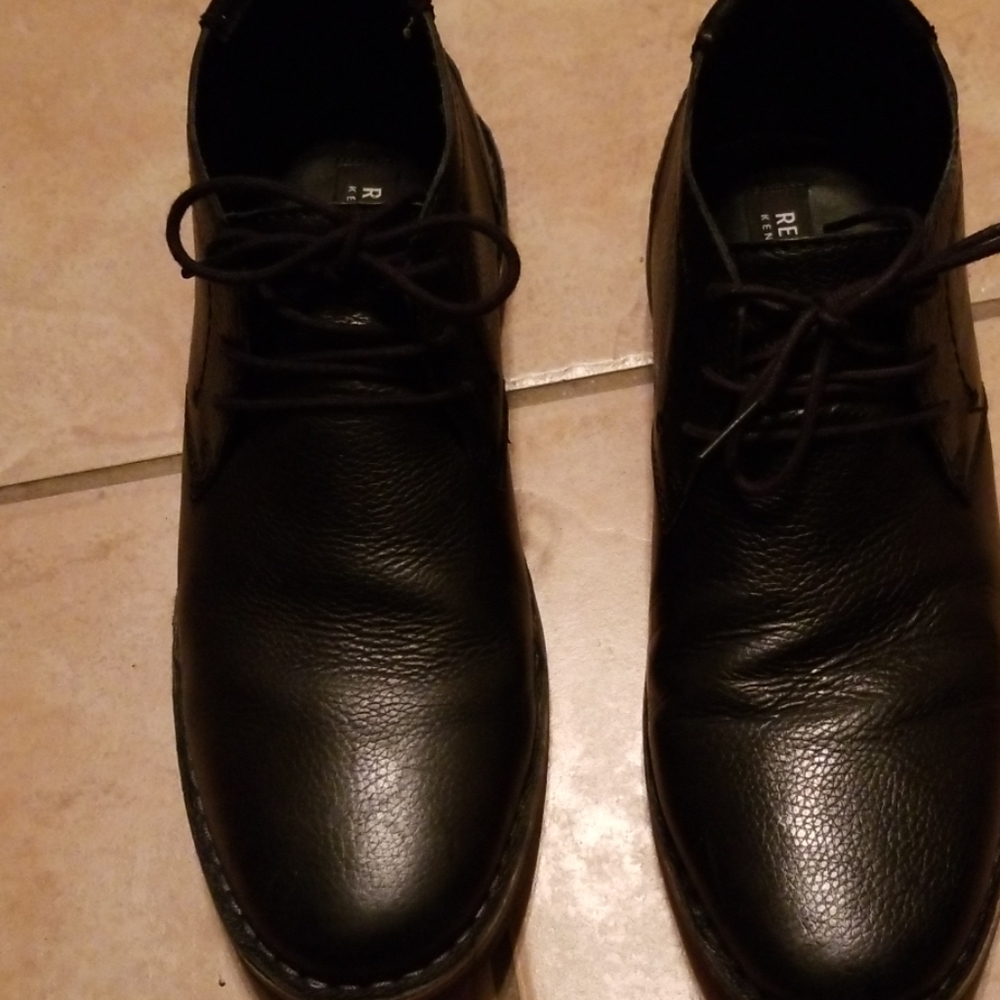 Mens black string ups